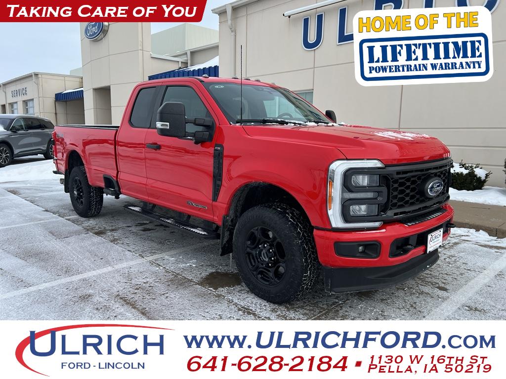 2023 Ford F-250 Super Duty XL's photo