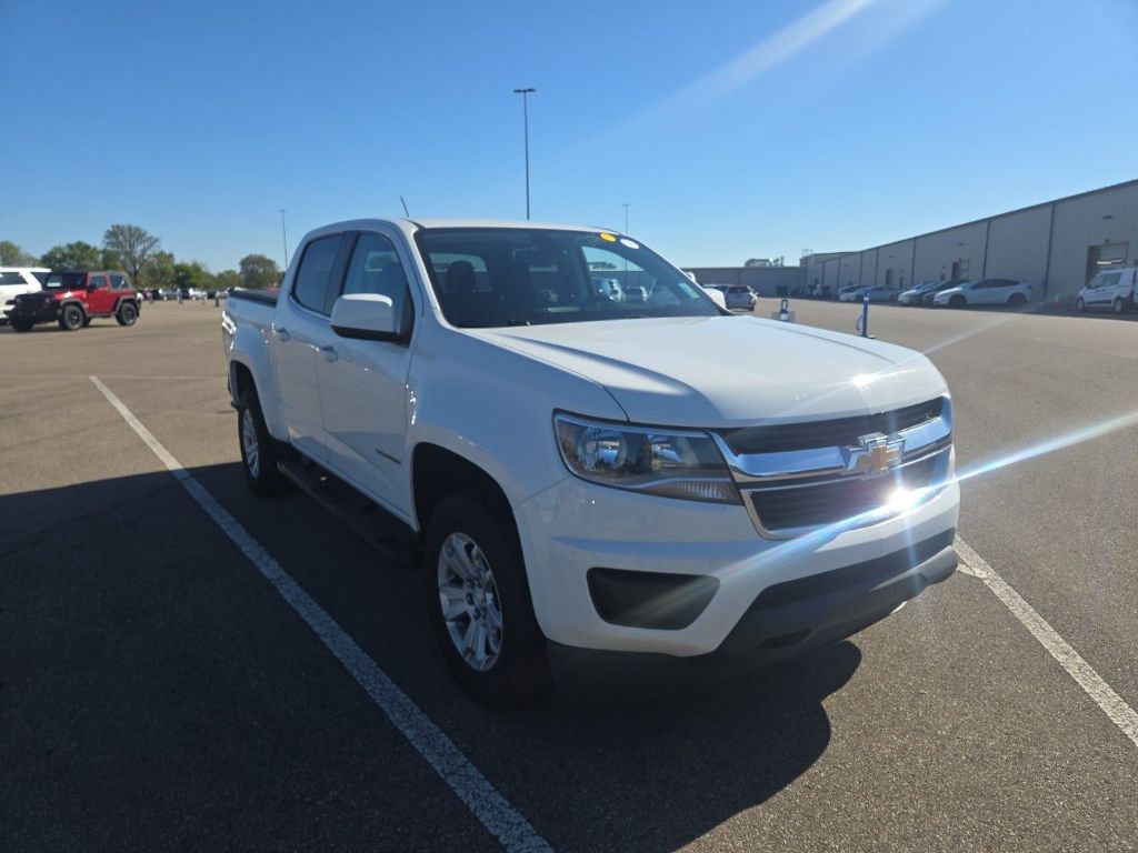 2019 Chevrolet Colorado LT photo 2