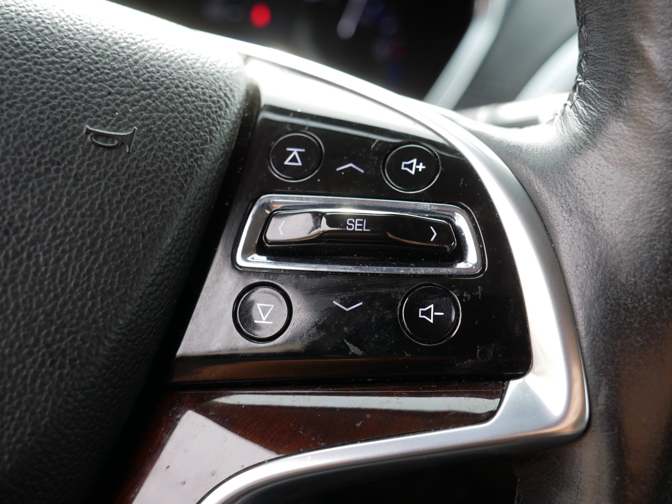 2016 Cadillac SRX Luxury photo 29
