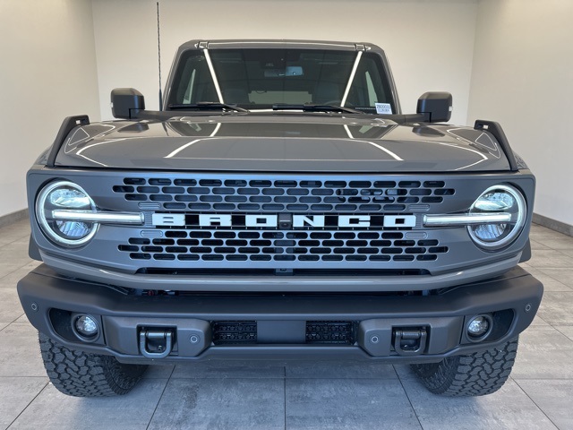 2025 Ford Bronco Badlands photo 2