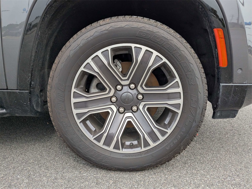 2024 Jeep Wagoneer Base photo 12