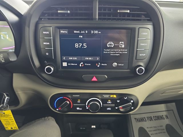 2024 Kia Soul LX photo 13