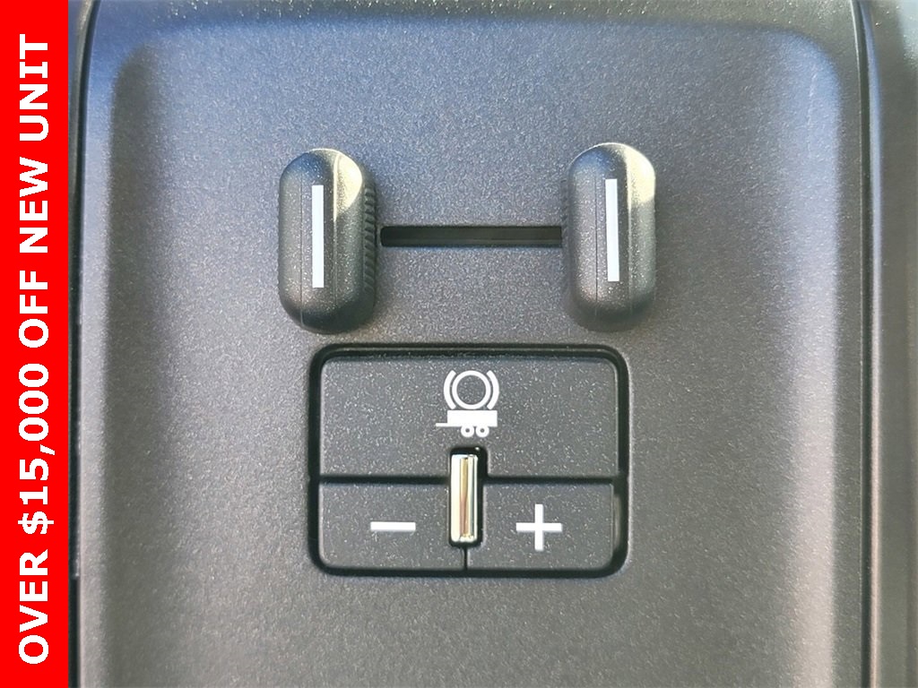 2023 Chevrolet Silverado 5500HD Work Truck photo 10