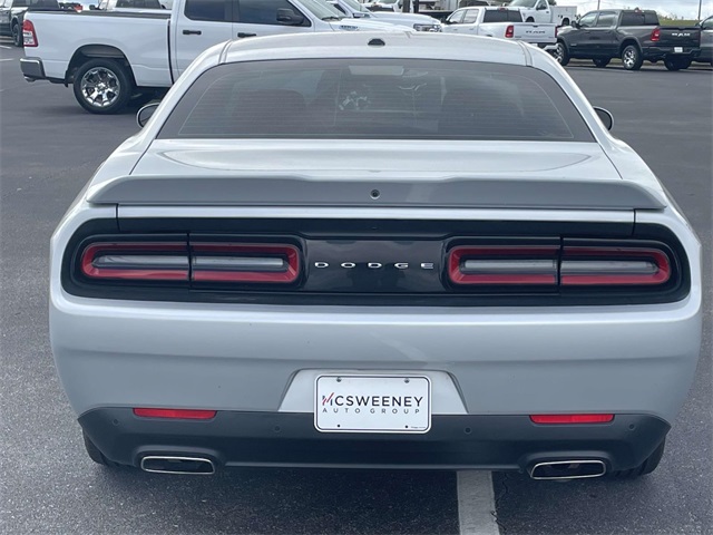 2022 Dodge Challenger GT photo 4
