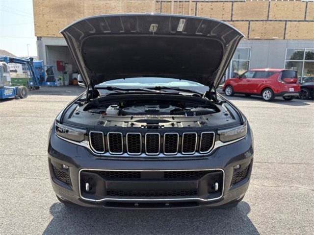 2021 Jeep Grand Cherokee Overland photo 33
