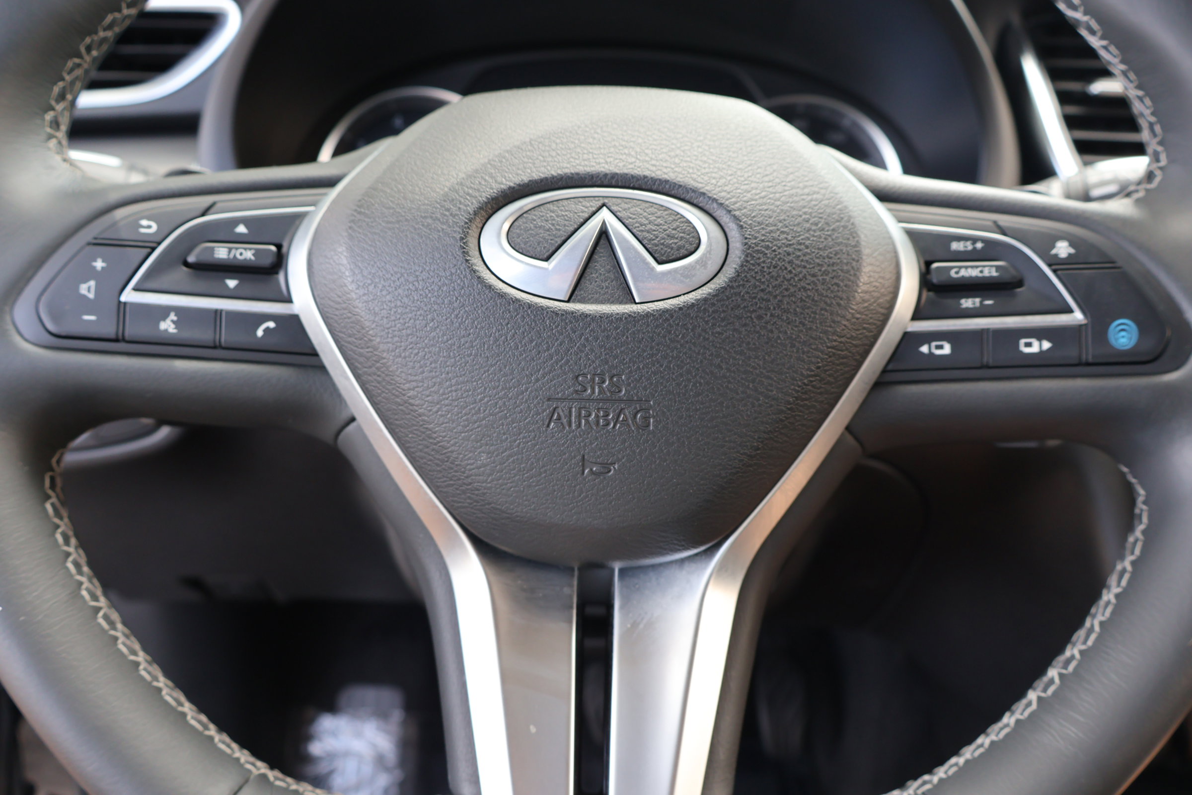 2022 Infiniti QX50 PURE photo 17