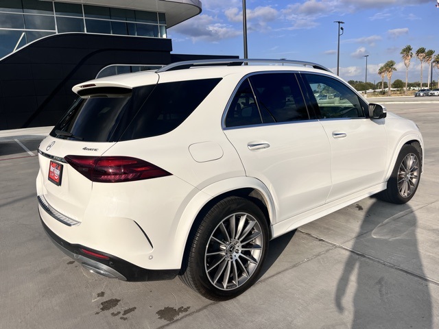 2024 Mercedes Benz GLE 350 4MATIC photo 4