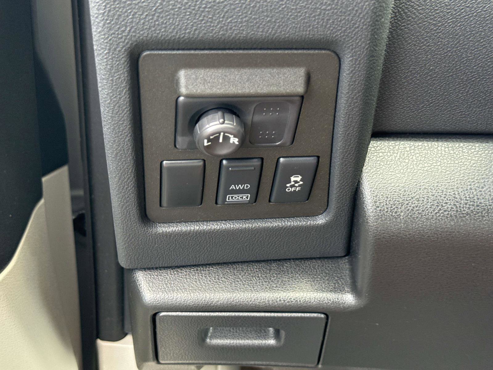 2012 Nissan Rogue Sport photo 21