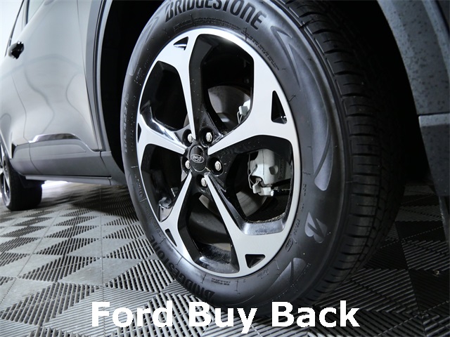 2025 Ford Escape ST-Line Select photo 2