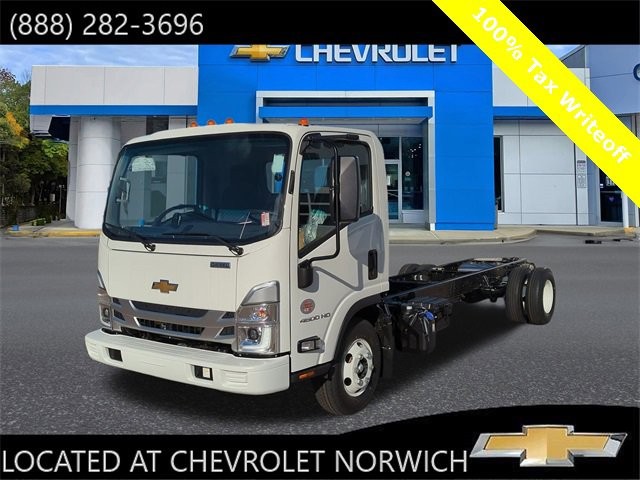 2024 Chevrolet Low Cab Forward Base's photo