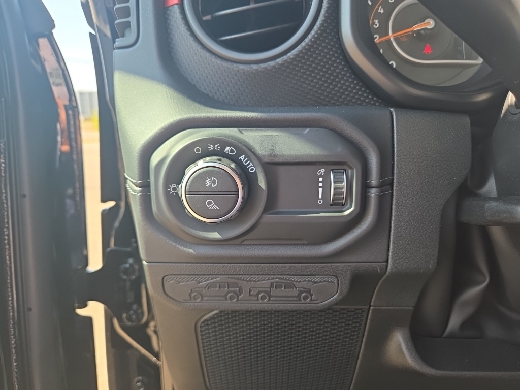 2025 Jeep Gladiator Rubicon photo 14
