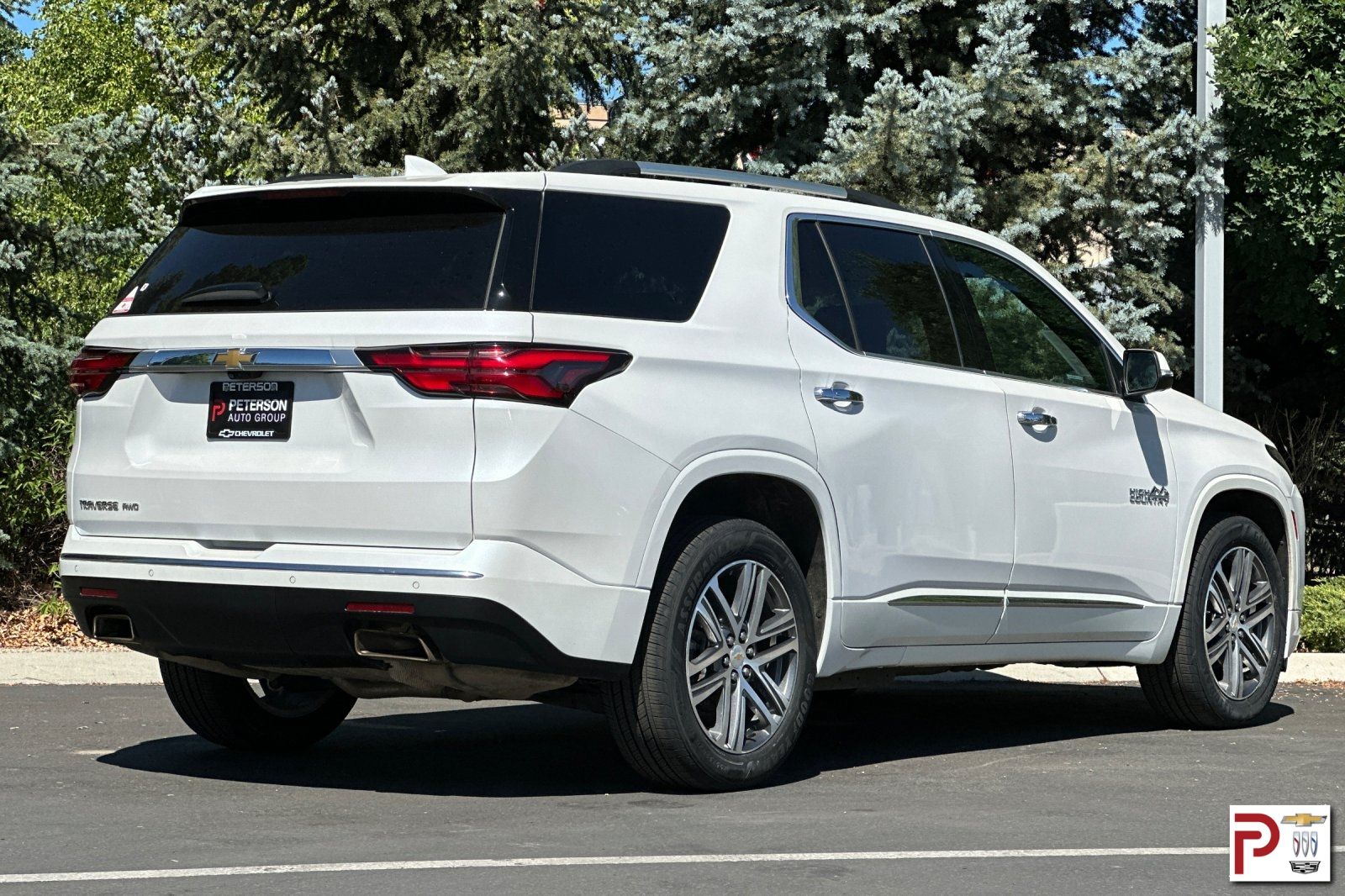 2023 Chevrolet Traverse High Country photo 4