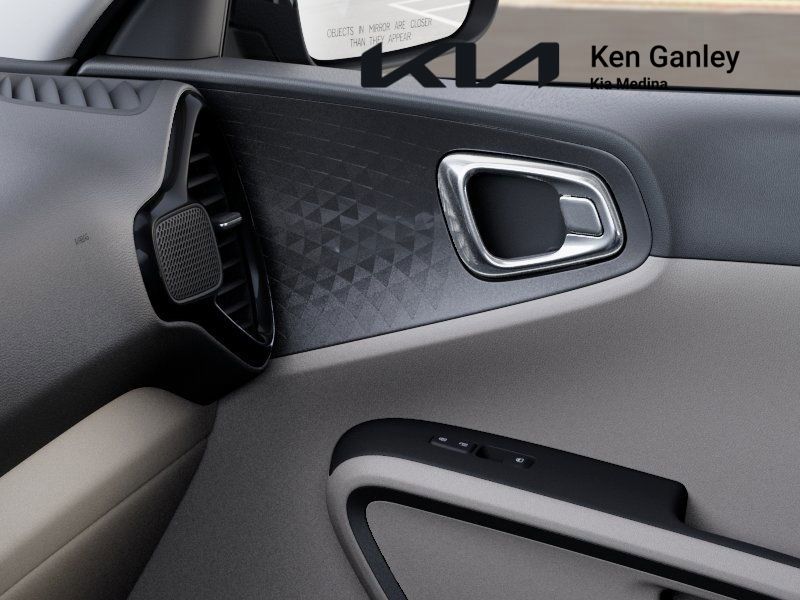 2025 Kia Soul EX photo 18