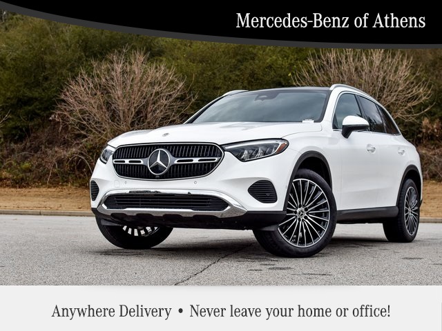 2025 Mercedes-Benz GLC Base's photo