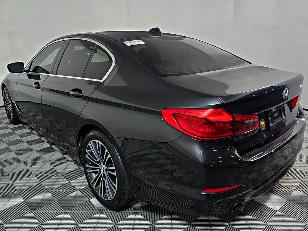 2019 Bmw 530i Sedan photo 3