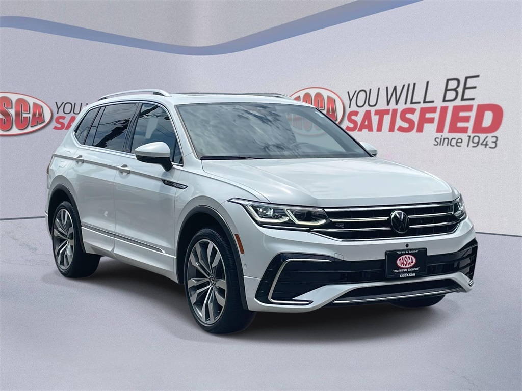 Used 2022 White Volkswagen 2.0T SEL R-Line image 1