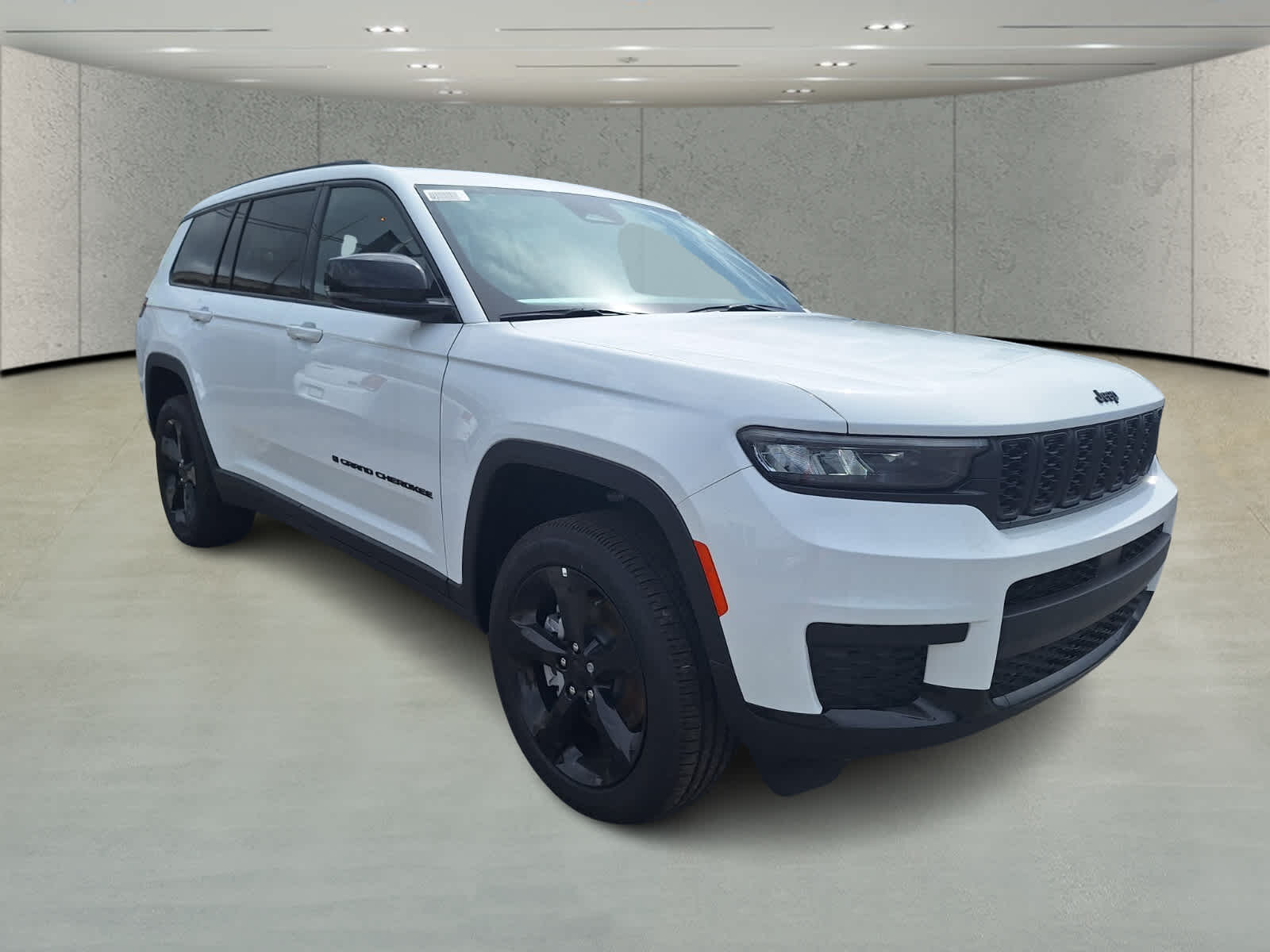 2024 Jeep Grand Cherokee Altitude X photo 3