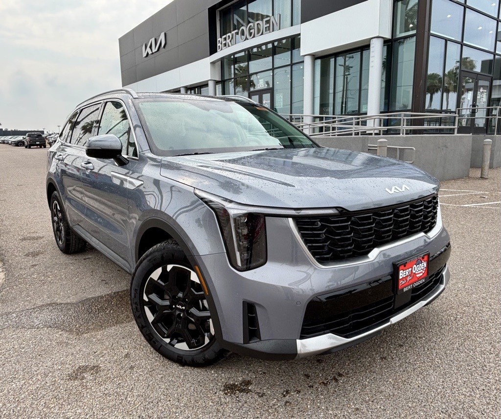 2025 Kia Sorento S's photo