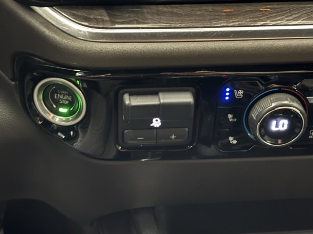 2022 Chevrolet Silverado 1500 LTZ photo 35
