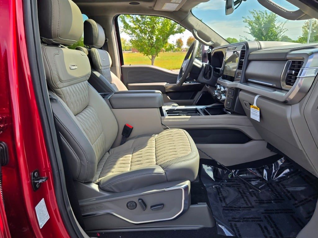 2026 Ford F-250 photo 5