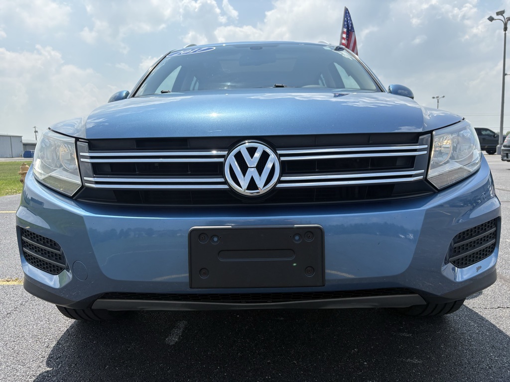 Used 2017 Volkswagen Tiguan Wolfsburg Edition with VIN WVGSV7AX5HK003146 for sale in Whitehouse, OH