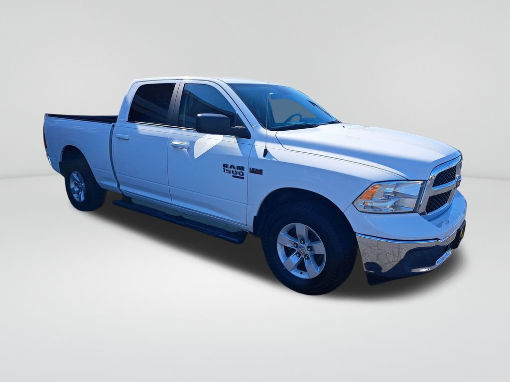 2019 Ram 1500 Classic SLT photo 3