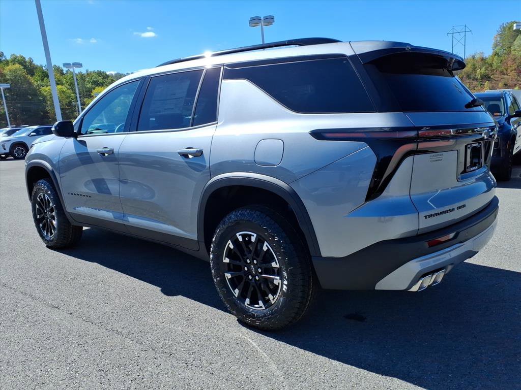 2026 Chevrolet Traverse Z71 photo 2