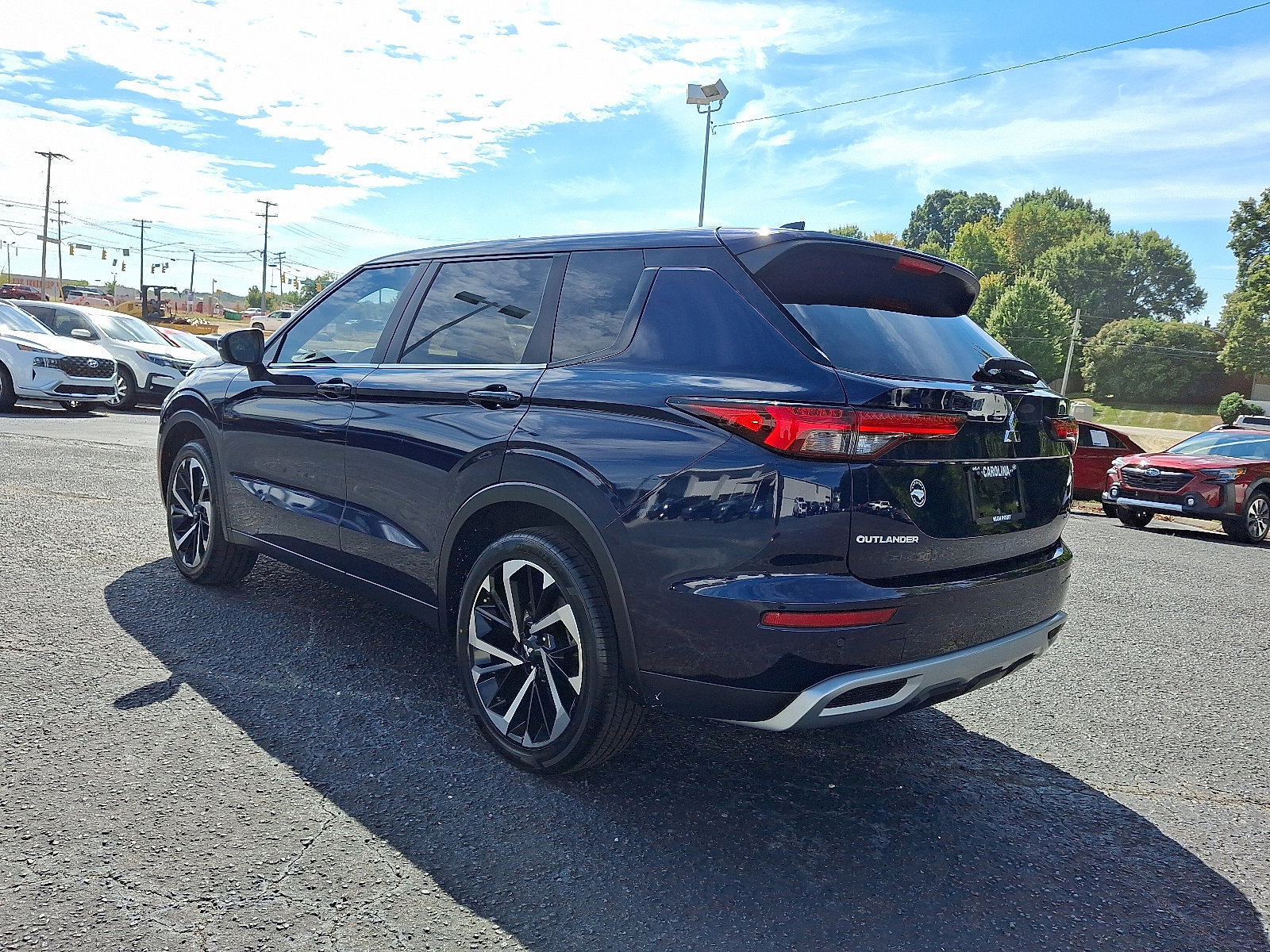 2022 Mitsubishi Outlander SE photo 3