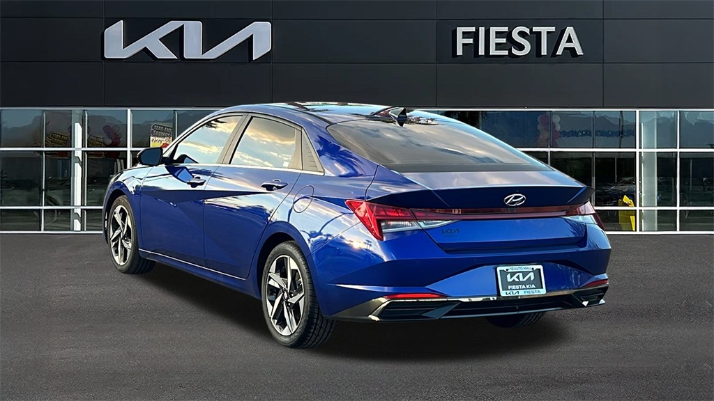 2021 Hyundai Elantra Limited photo 3