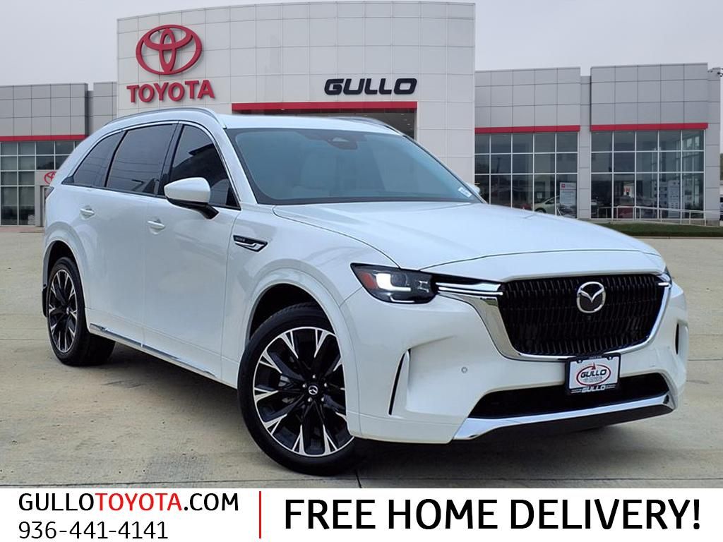 2025 Mazda CX-90 Premium Package's photo