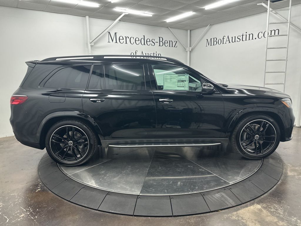 2026 Mercedes Benz GLS 450 4MATIC photo 7