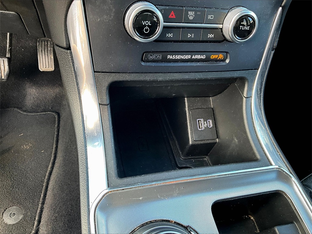 2022 Ford Edge Titanium photo 26