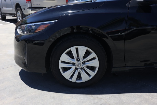 2025 Nissan Sentra S photo 10