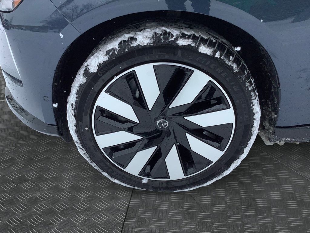 2025 Volvo EX90 Twin Motor Performance Ultra photo 14
