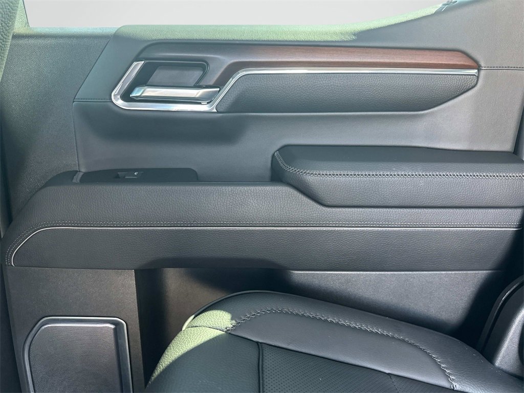 2024 Gmc Sierra Denali photo 14