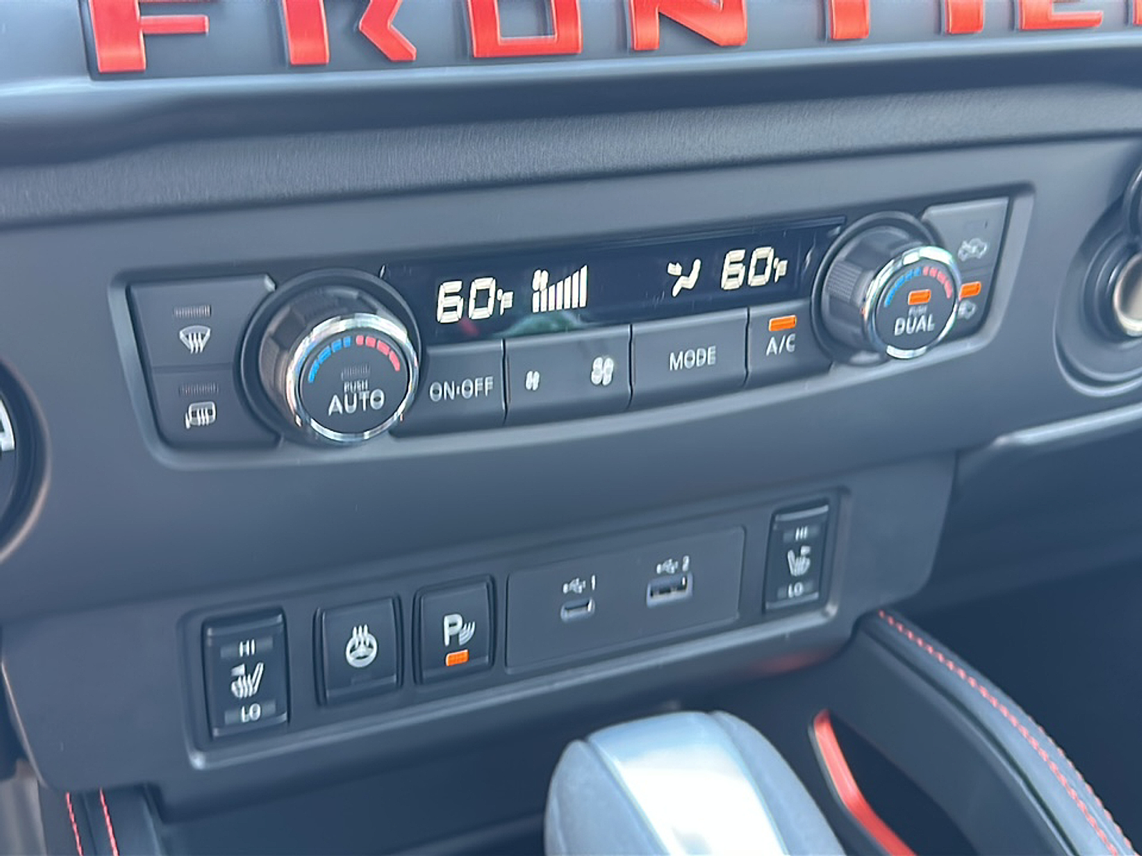 2026 Nissan Frontier Crew Cab PRO-4X photo 8