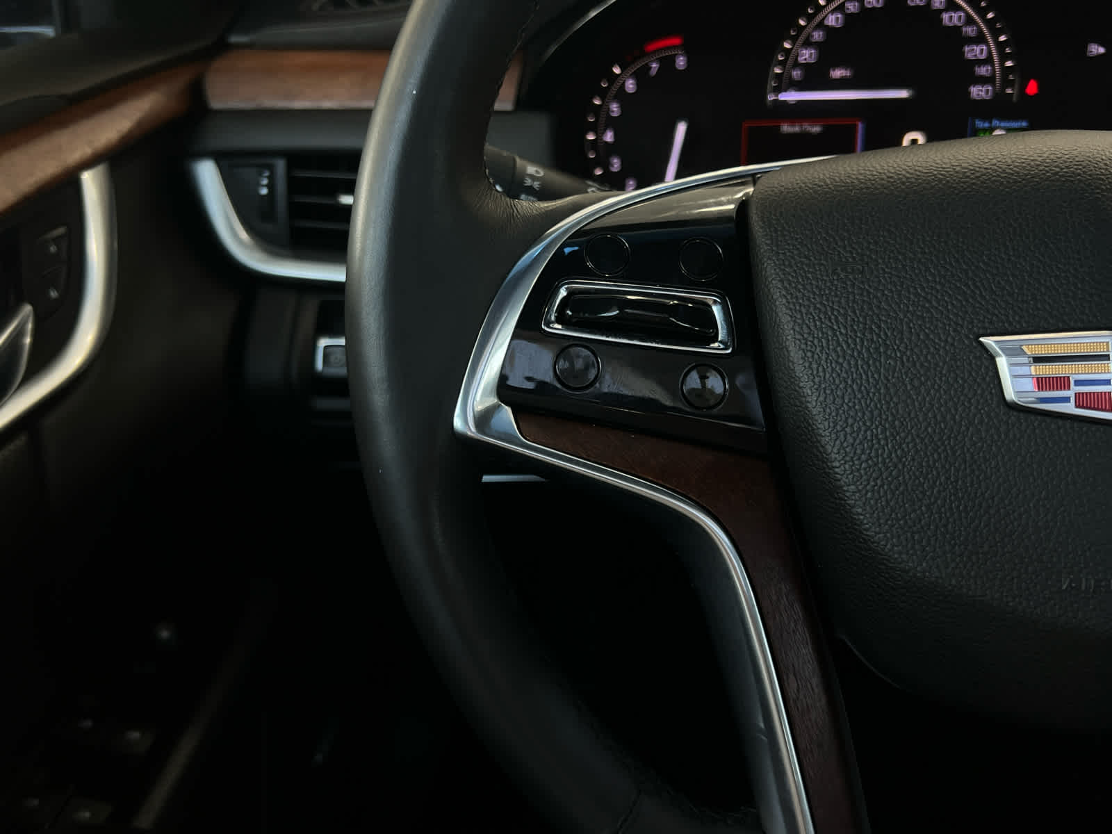 2018 Cadillac XTS Luxury photo 15