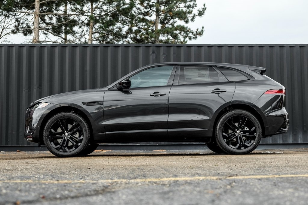 2026 Jaguar F-PACE P250 R-Dynamic S photo 3