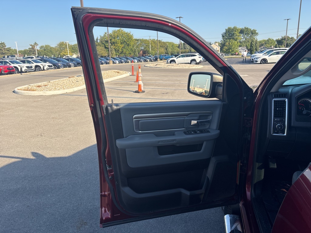2016 Ram 1500 Big Horn photo 18