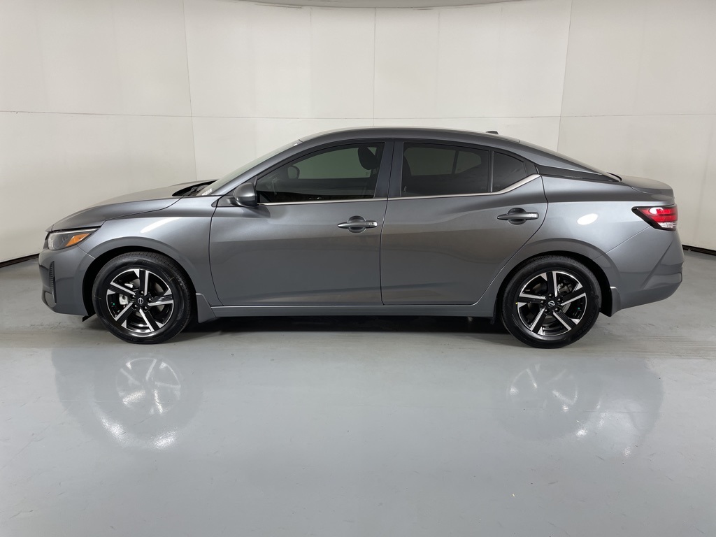 2025 Nissan Sentra SV photo 5