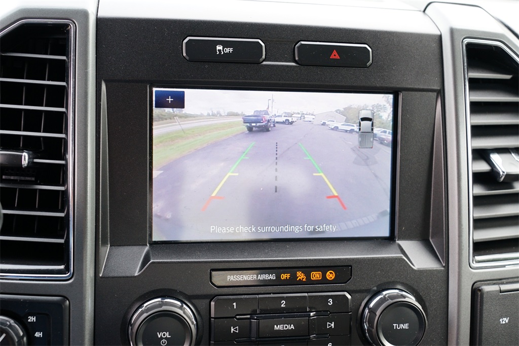 2021 Ford F-250 photo 26