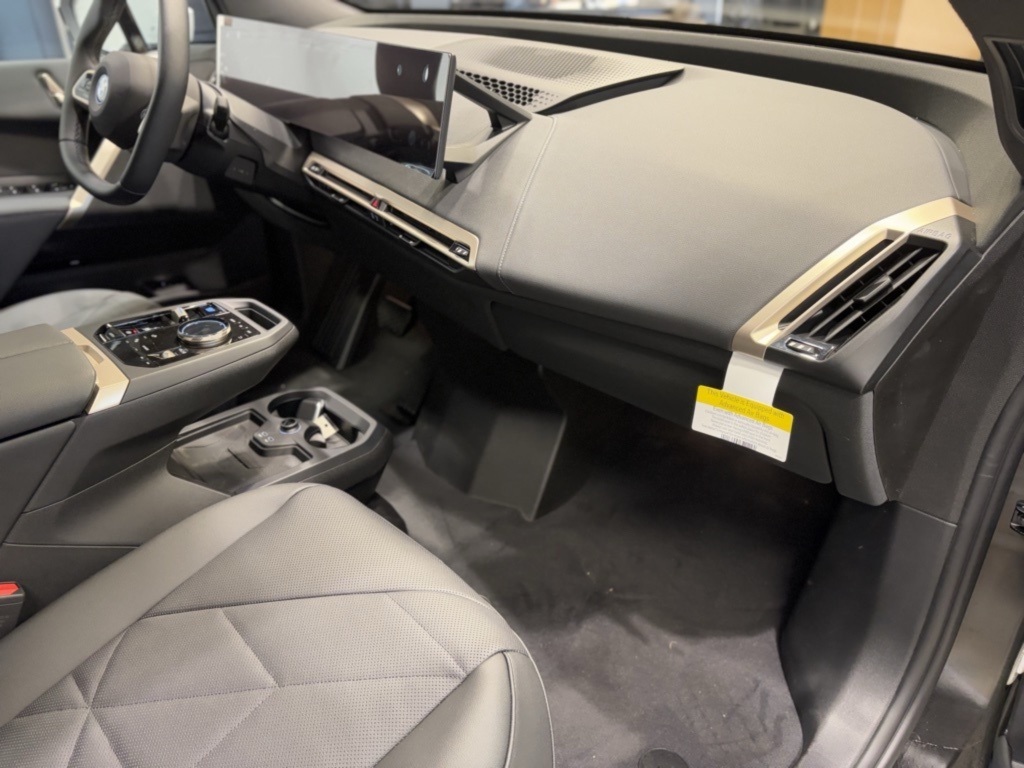 2025 Bmw iX photo 22