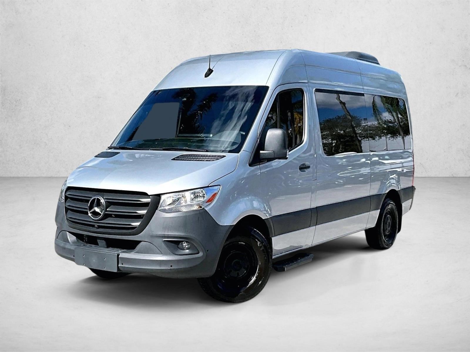 2023 Mercedes-Benz Sprinter Passenger Van Base's photo