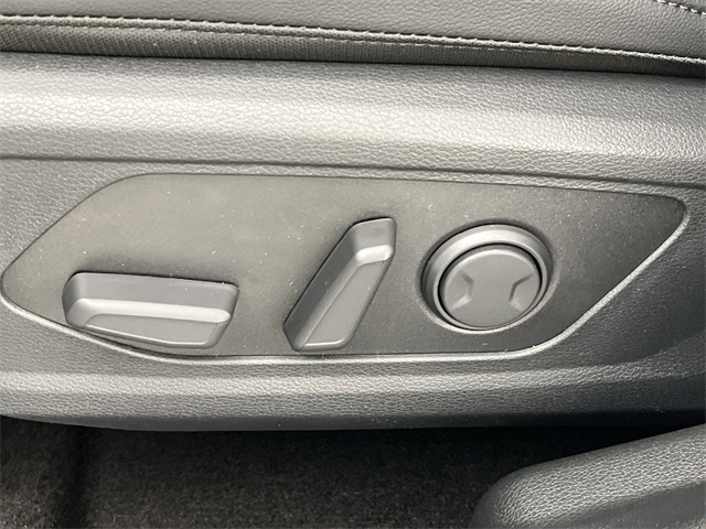 2025 Kia Sportage Hybrid EX photo 4