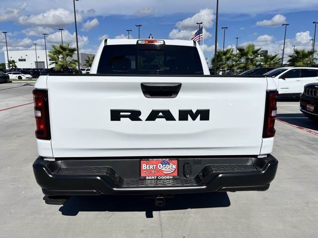 2025 Ram 1500 Tradesman photo 4