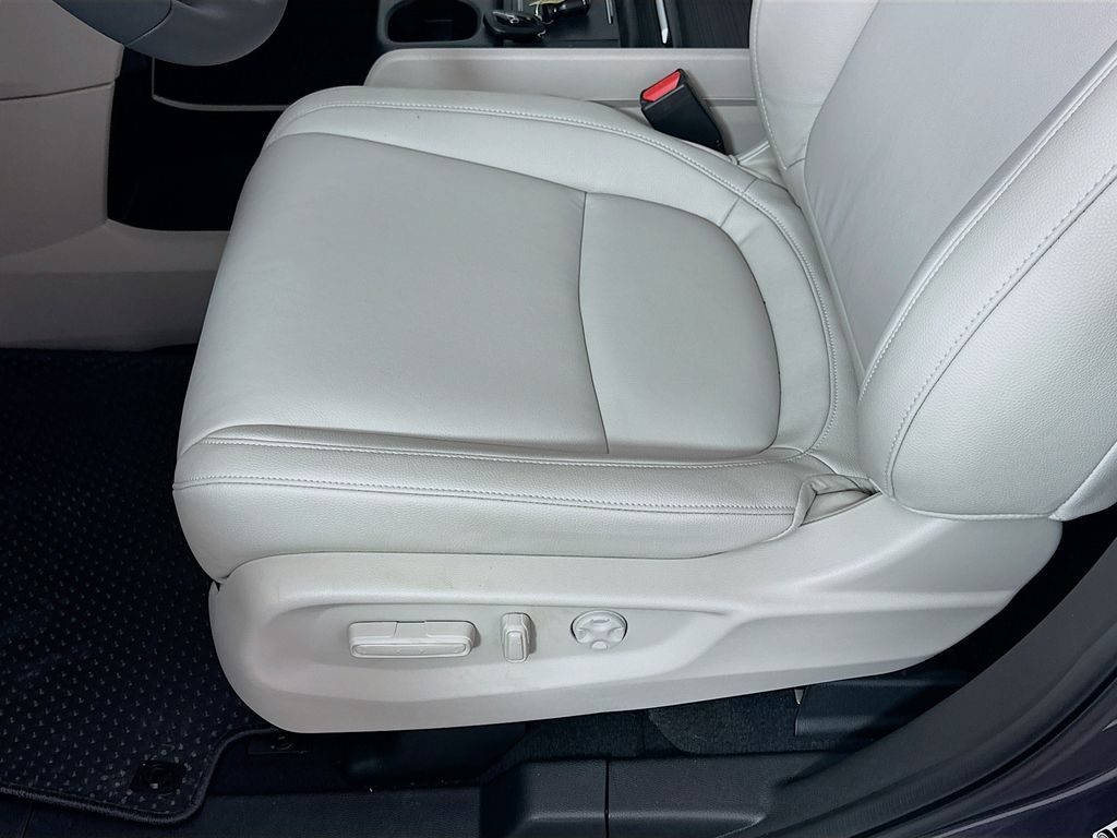 2026 Honda Odyssey EX-L photo 19