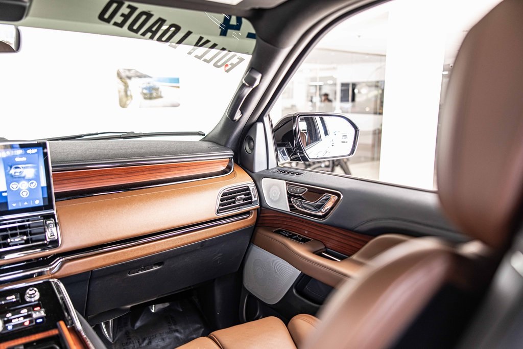 2024 LINCOLN NAVIGATOR - Image 41