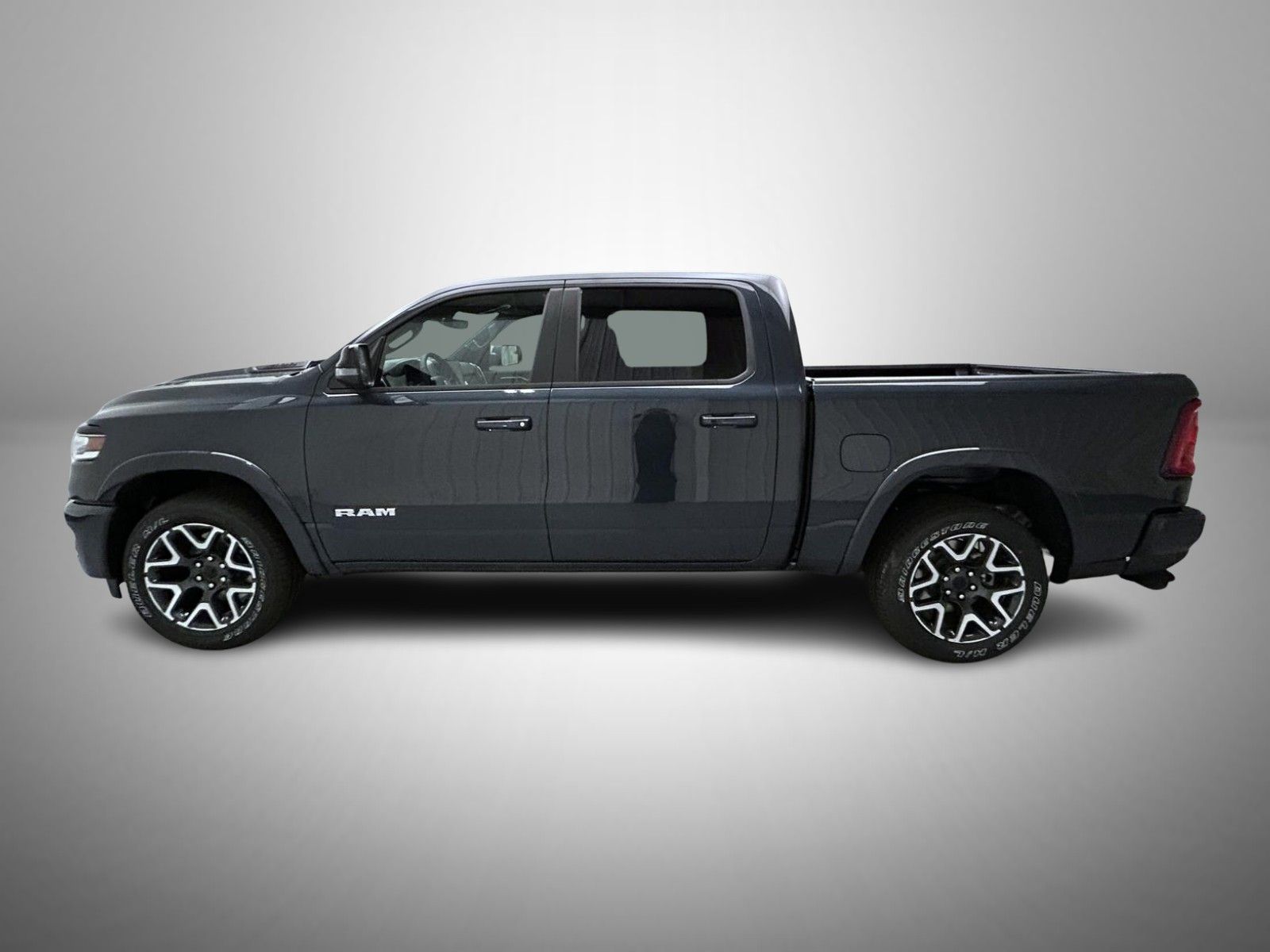 2026 Ram 1500 Laramie photo 5