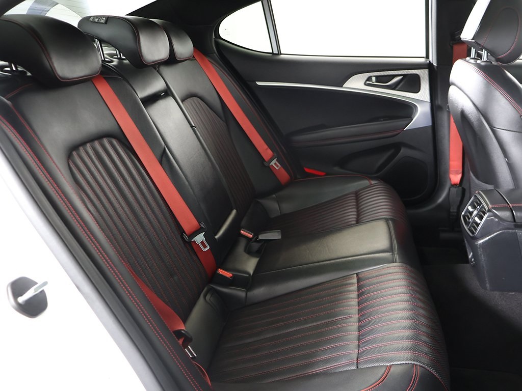 2023 Genesis G70 2.0T Sport Prestige photo 33