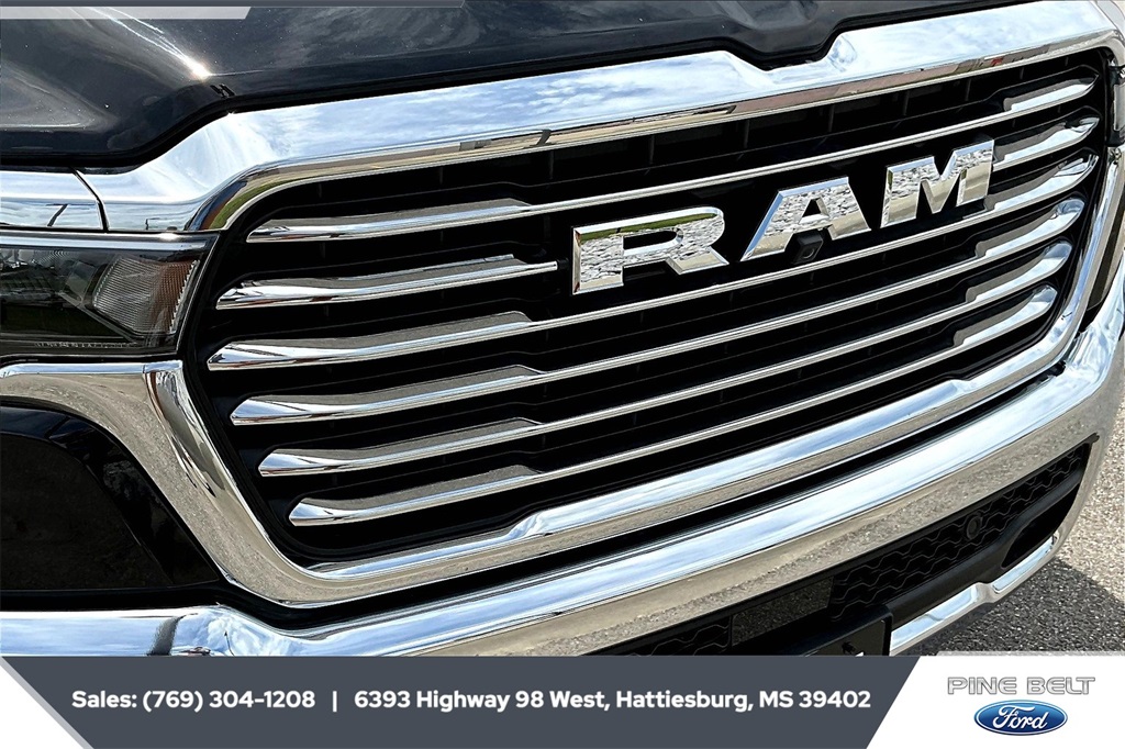 2025 Ram 1500 Laramie photo 19